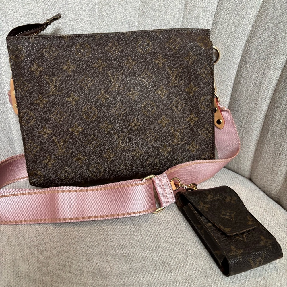 LOUIS VUITTON Toiletry Pouch w/ Mini LV Pouch Crossbody